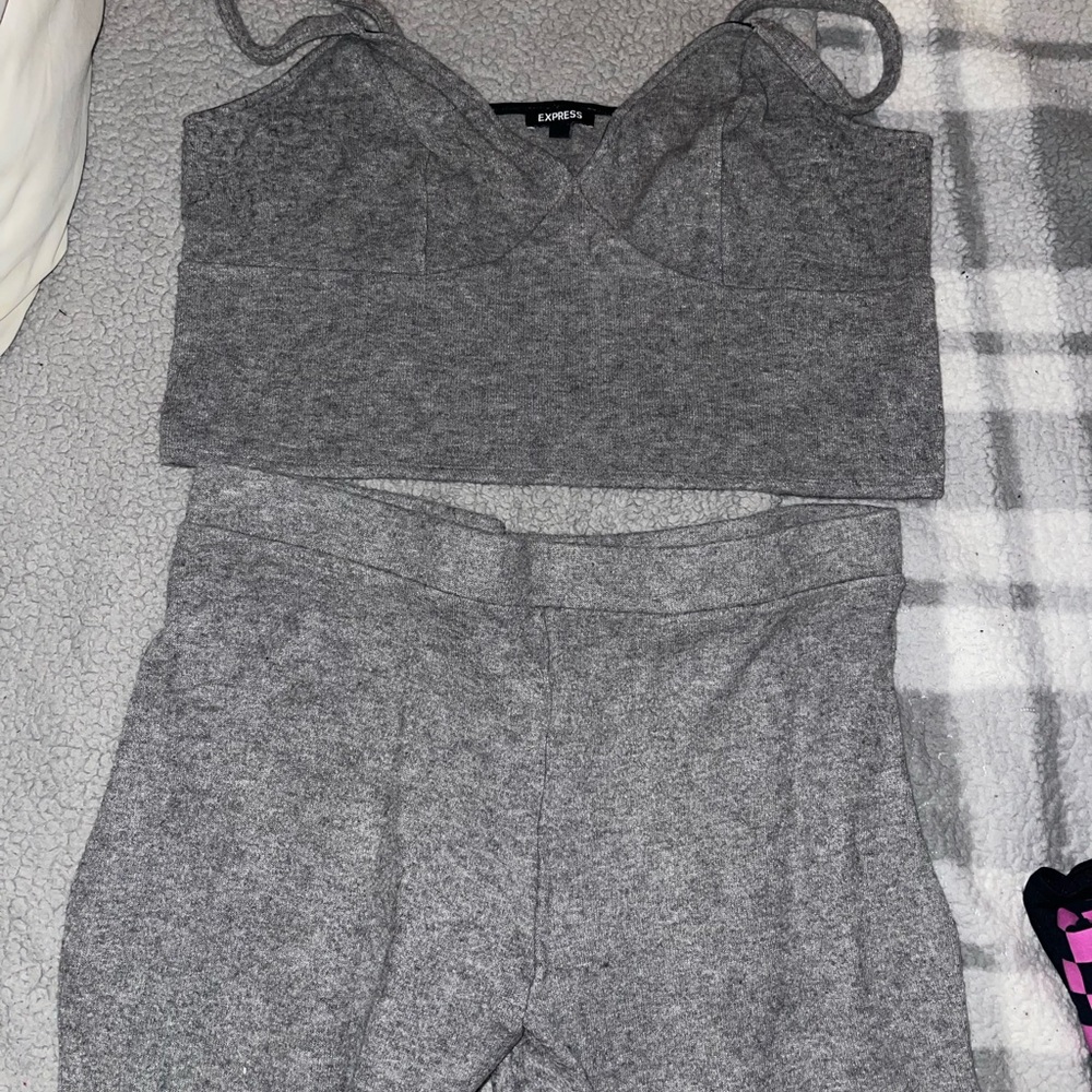 Express branded Outfit